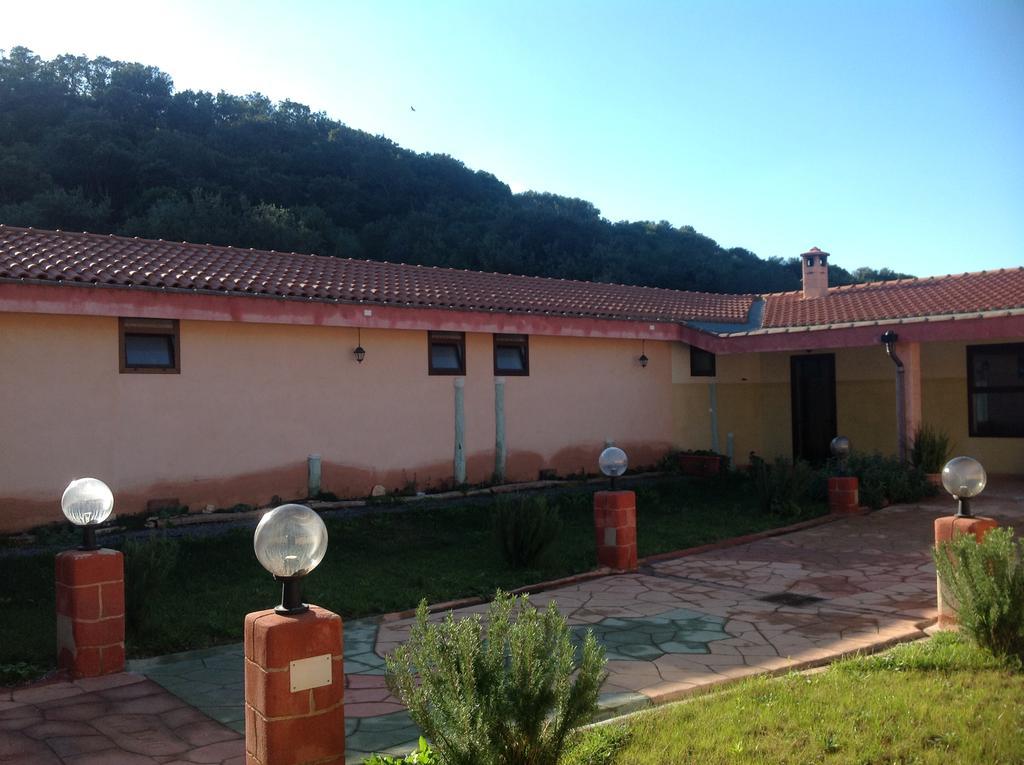 Agriturismo Sogno Latino Иглесиас Екстериор снимка
